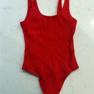 Wilfred Free Red Ribbed Bodysuit Size L Aritzia Scoop Neck